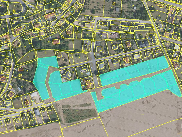 Prodej stavebního pozemku 822 m² - foto 6