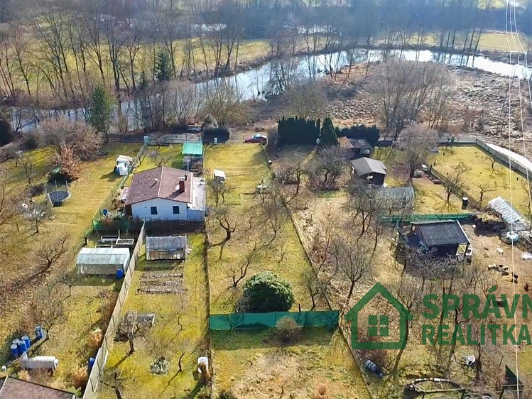 Prodej stavebního pozemku 731 m² - foto 6