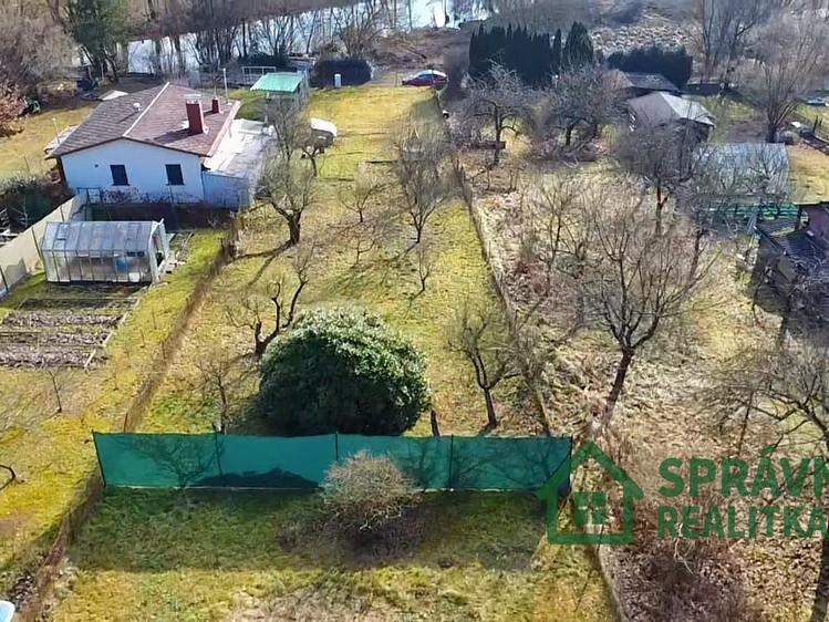 Prodej stavebního pozemku 731 m² - foto 7