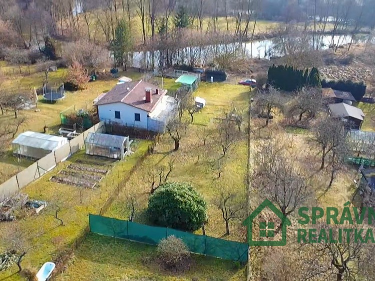 Prodej stavebního pozemku 731 m² - foto 8