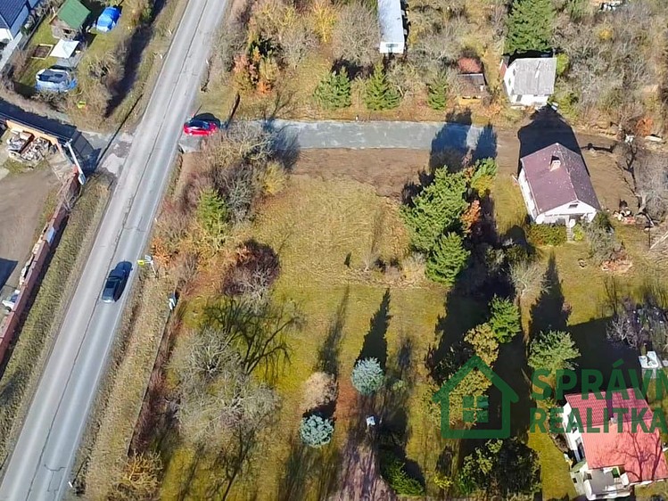Prodej  stavebního pozemku 750 m² - foto 6