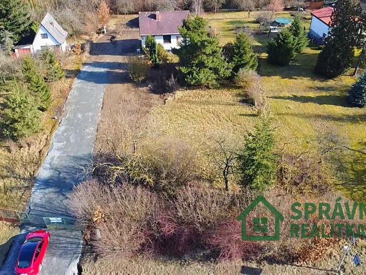 Prodej  stavebního pozemku 750 m² - foto 8
