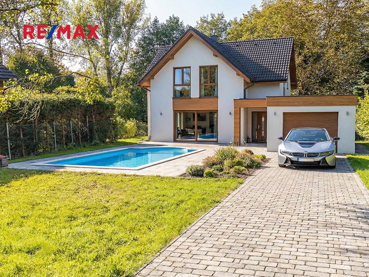 Prodej stavebního pozemku 863 m² - foto 1