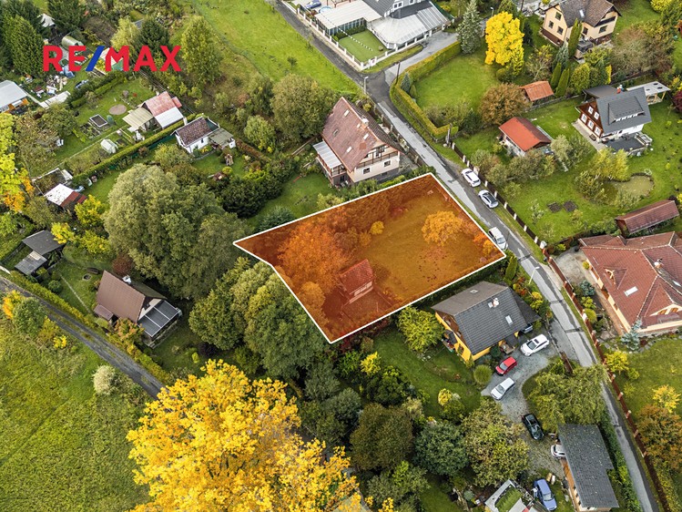 Prodej stavebního pozemku 863 m² - foto 5