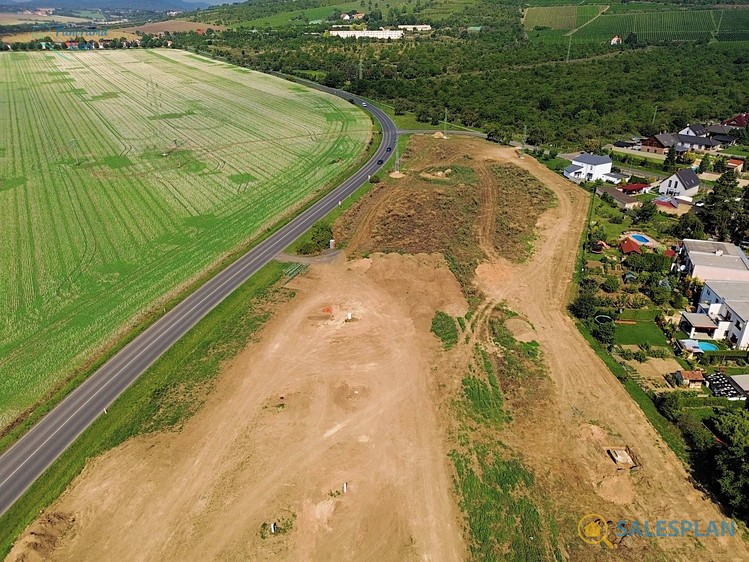 Prodej stavebního pozemku 1 085 m² - foto 7