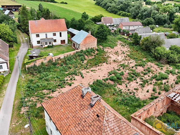 Prodej stavebního pozemku 2 555 m² - foto 4