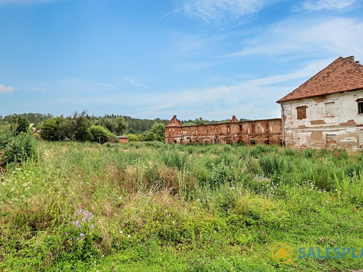 Prodej stavebního pozemku 2 555 m² - foto 8