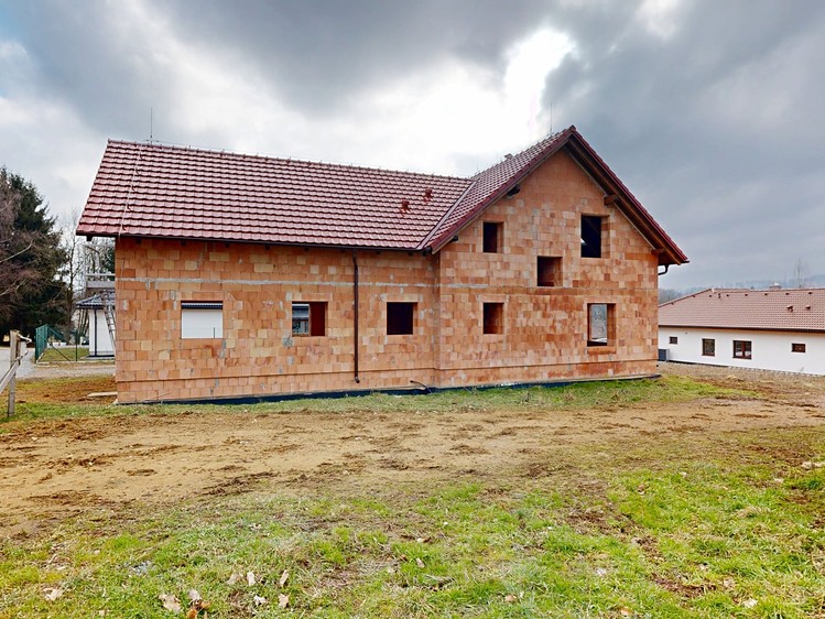 Prodej stavebního pozemku 842 m² - foto 3