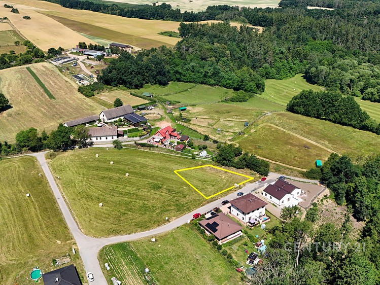 Prodej stavebního pozemku 1 022 m² - foto 8