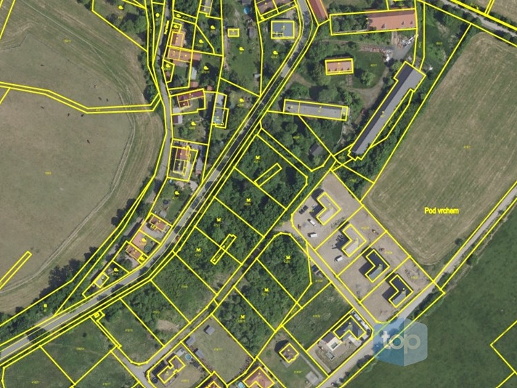 Prodej podílu 1/3 stavebního pozemku 11 533 m² - foto 2