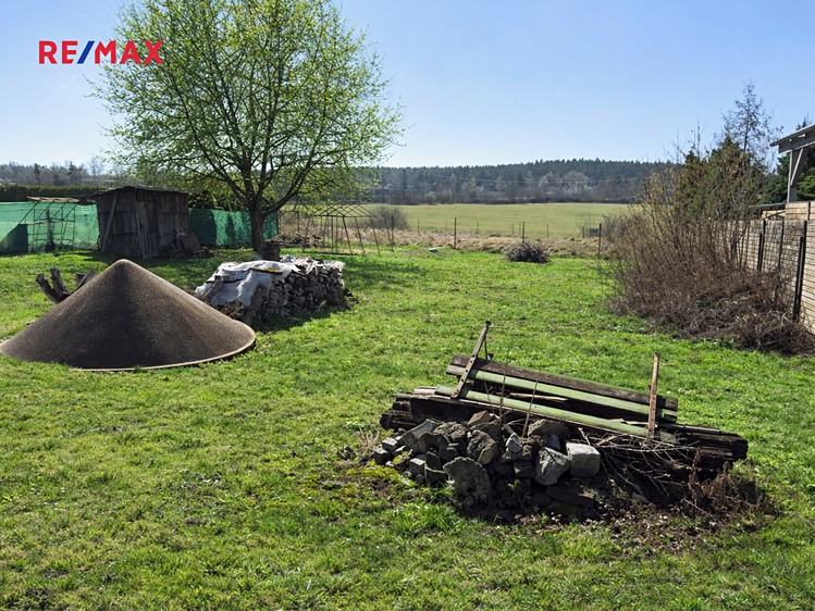 Pronájem  zahrady 751 m² - foto 4