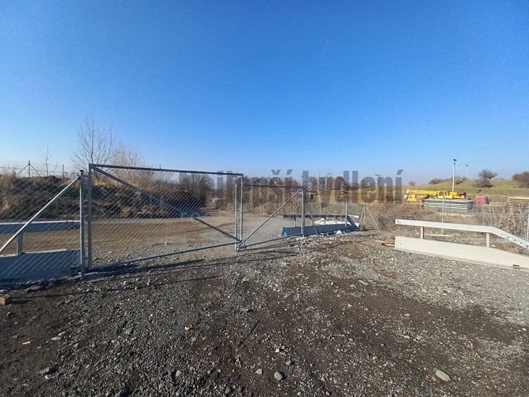 Pronájem komerčního pozemku 800 m² - foto 6