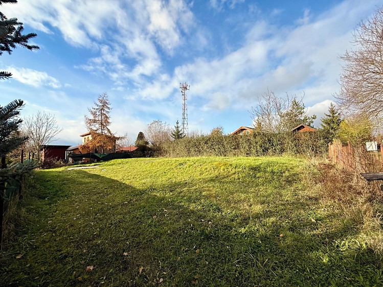 Pronájem zahrady 451 m² - foto 1