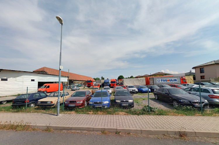 Pronájem komerčního pozemku 600 m² - foto 1