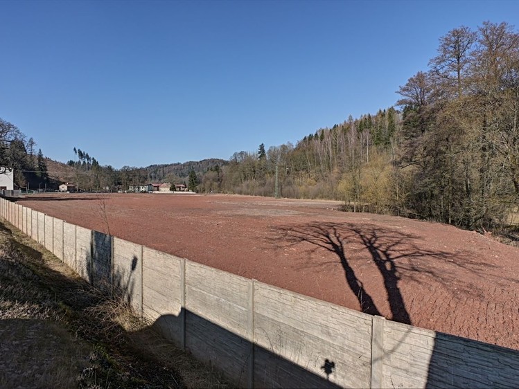 Pronájem komerčního pozemku 5 000 m² - foto 3