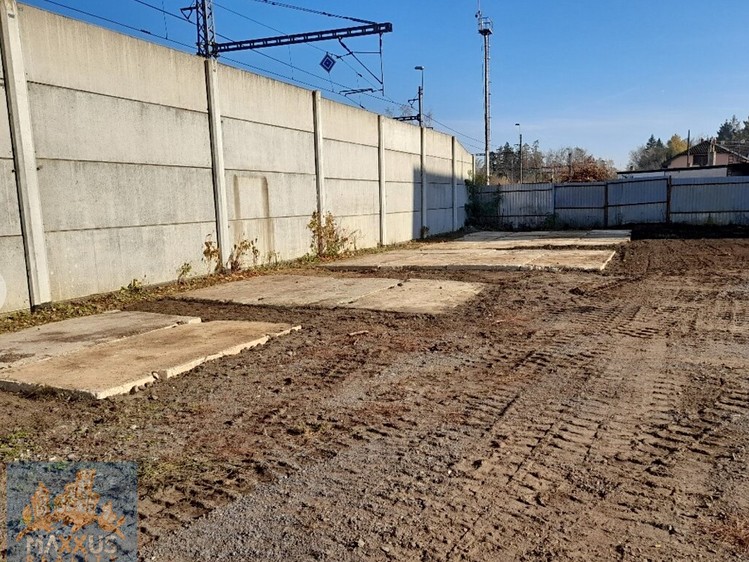 Pronájem komerčního pozemku 899 m² - foto 2