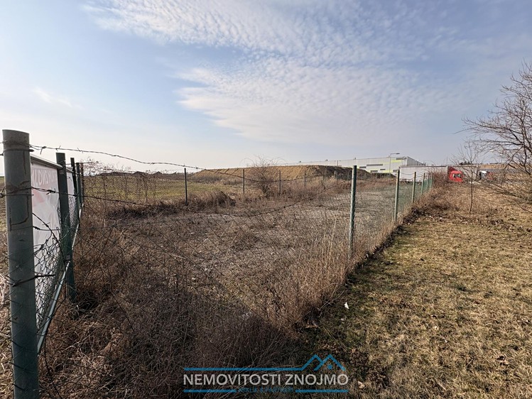 Pronájem komerčního pozemku 370 m² - foto 2