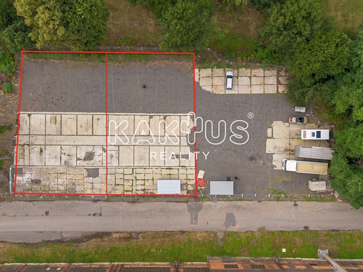 Pronájem komerčního pozemku 660 m² - foto 2