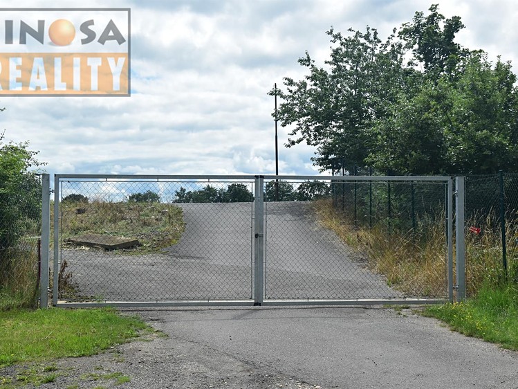 Pronájem komerčního pozemku 10 000 m² - foto 4