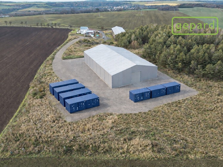 Pronájem komerčního pozemku 8 000 m² - foto 2