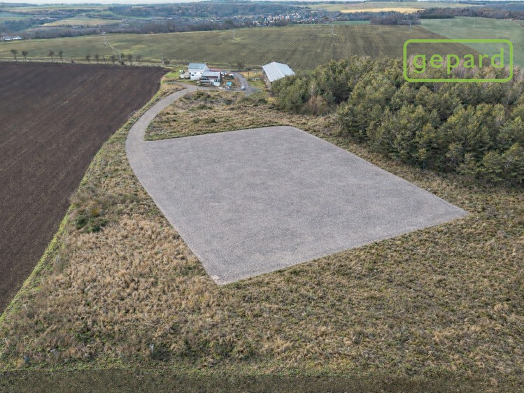 Pronájem komerčního pozemku 8 000 m² - foto 4