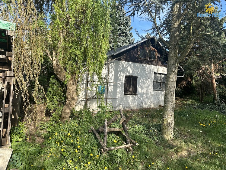 Pronájem zahrady 400 m² - foto 4