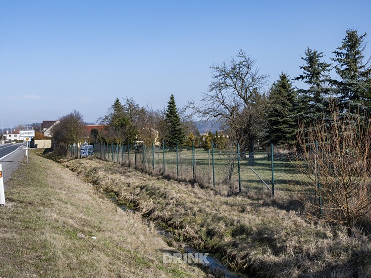 Pronájem komerčního pozemku 1 700 m² - foto 6