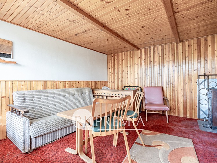 Pronájem zahrady 577 m² - foto 2