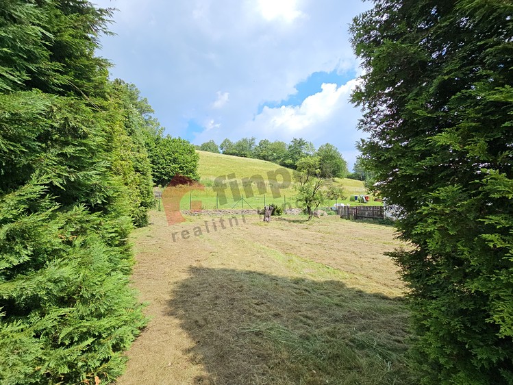 Pronájem stavebního pozemku 559 m² - foto 1