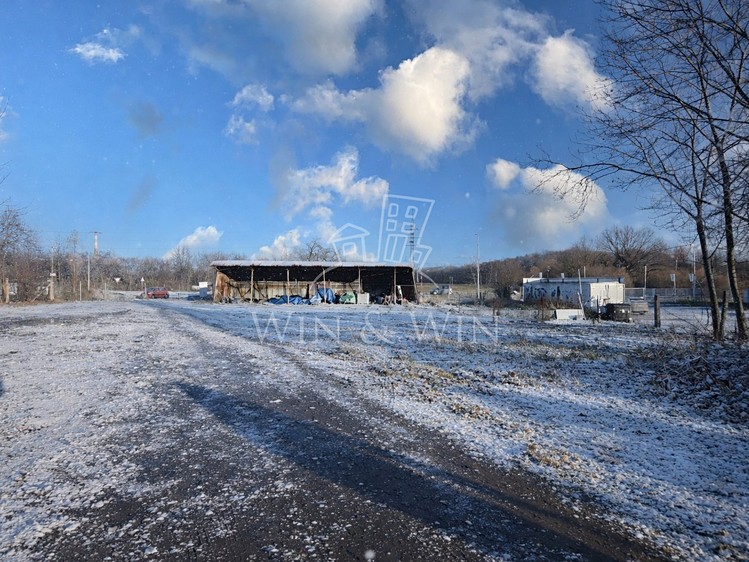 Pronájem komerčního pozemku 500 m² - foto 2