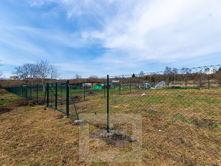 Pronájem zahrady 270 m² - foto 1