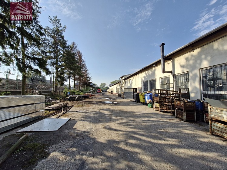 Pronájem  komerčního pozemku 900 m² - foto 3