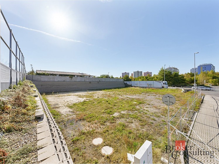 Pronájem komerčního pozemku 1 708 m² - foto 6