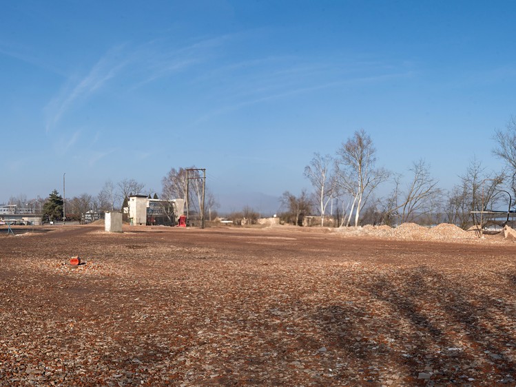 Pronájem  komerčního pozemku 8 000 m² - foto 3