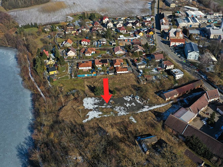 Pronájem  komerčního pozemku 10 042 m² - foto 3