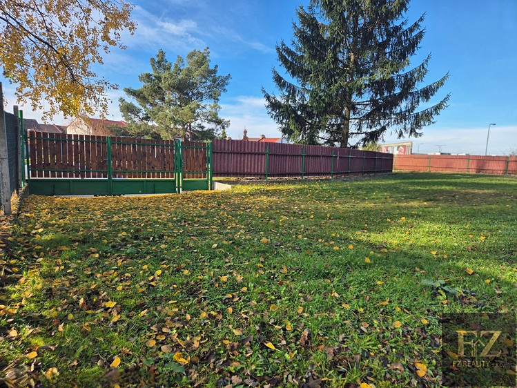 Pronájem  komerčního pozemku 608 m² - foto 6