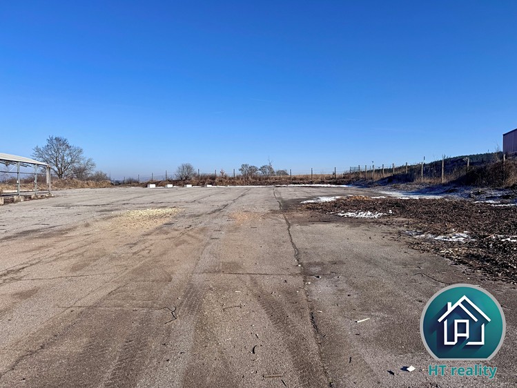 Pronájem komerčního pozemku 2 000 m² - foto 4