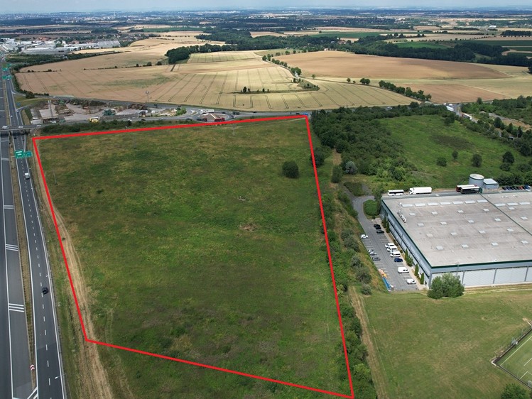 Pronájem komerčního pozemku 2 000 m² - foto 3