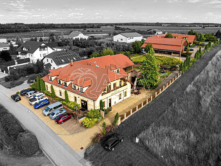 Prodej ubytovacího zařízení 1 450 m² - foto 4