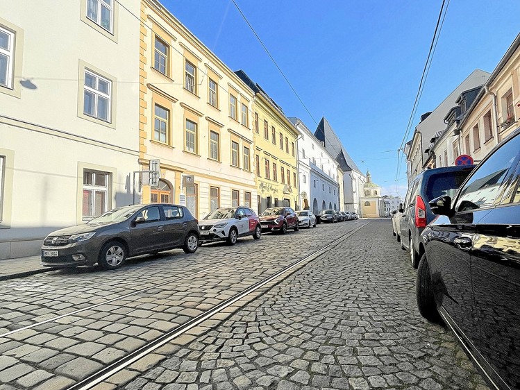 Prodej obchodního prostoru 303 m² - foto 2