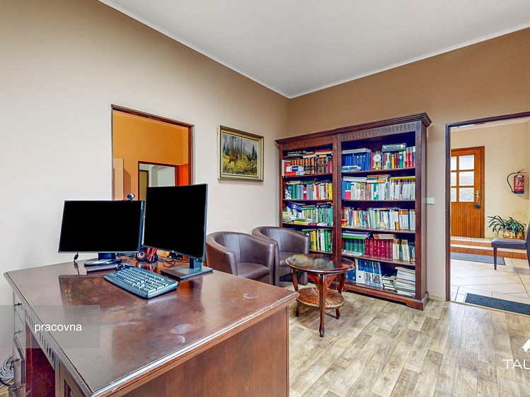 Prodej komerční nemovitosti 591 m² - foto 7