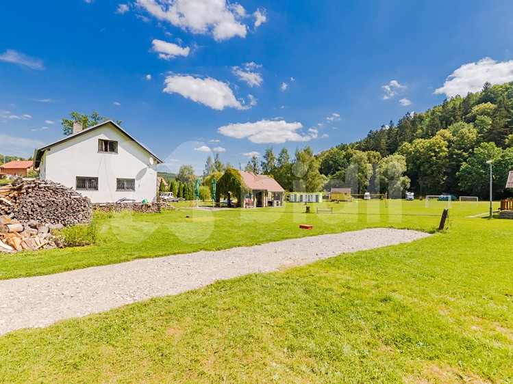 Prodej komerční nemovitosti 12 398 m² - foto 5