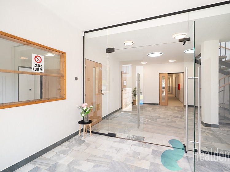 Prodej kanceláře 1 260 m² - foto 6