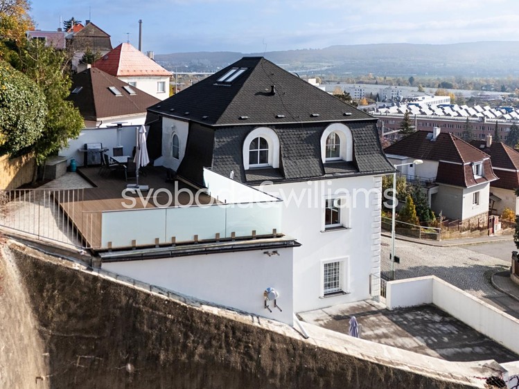Prodej činžovního domu 348 m² - foto 2