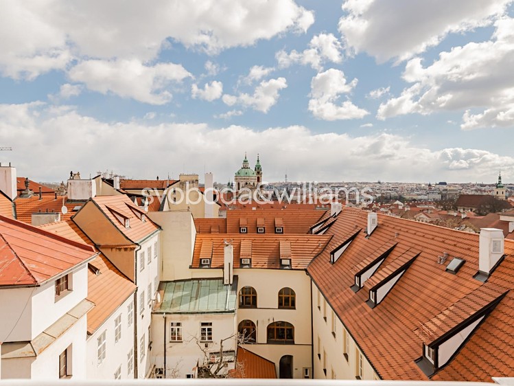 Prodej činžovního domu 1 700 m² - foto 6