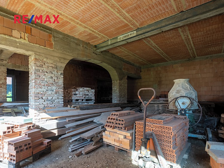 Prodej obchodního prostoru 454 m² - foto 4
