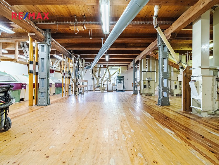 Prodej výrobní haly, prostoru 4 050 m² - foto 3