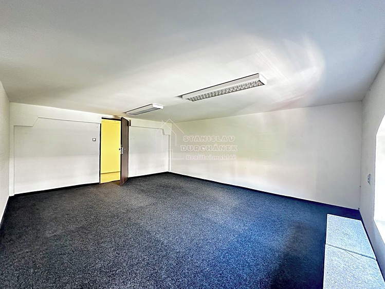 Pronájem kanceláře 24 m² - foto 3