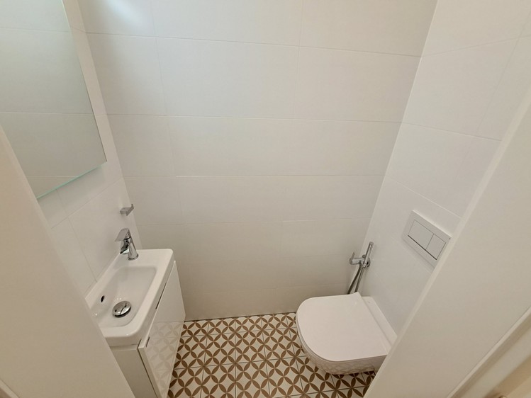 Pronájem kanceláře 79 m² - foto 7