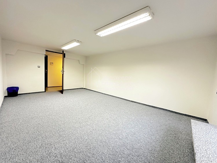 Pronájem kanceláře 19 m² - foto 3